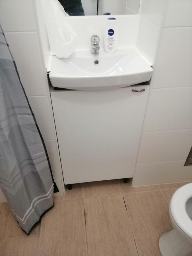 Appartement Apartman Semren à Zagreb Extérieur photo